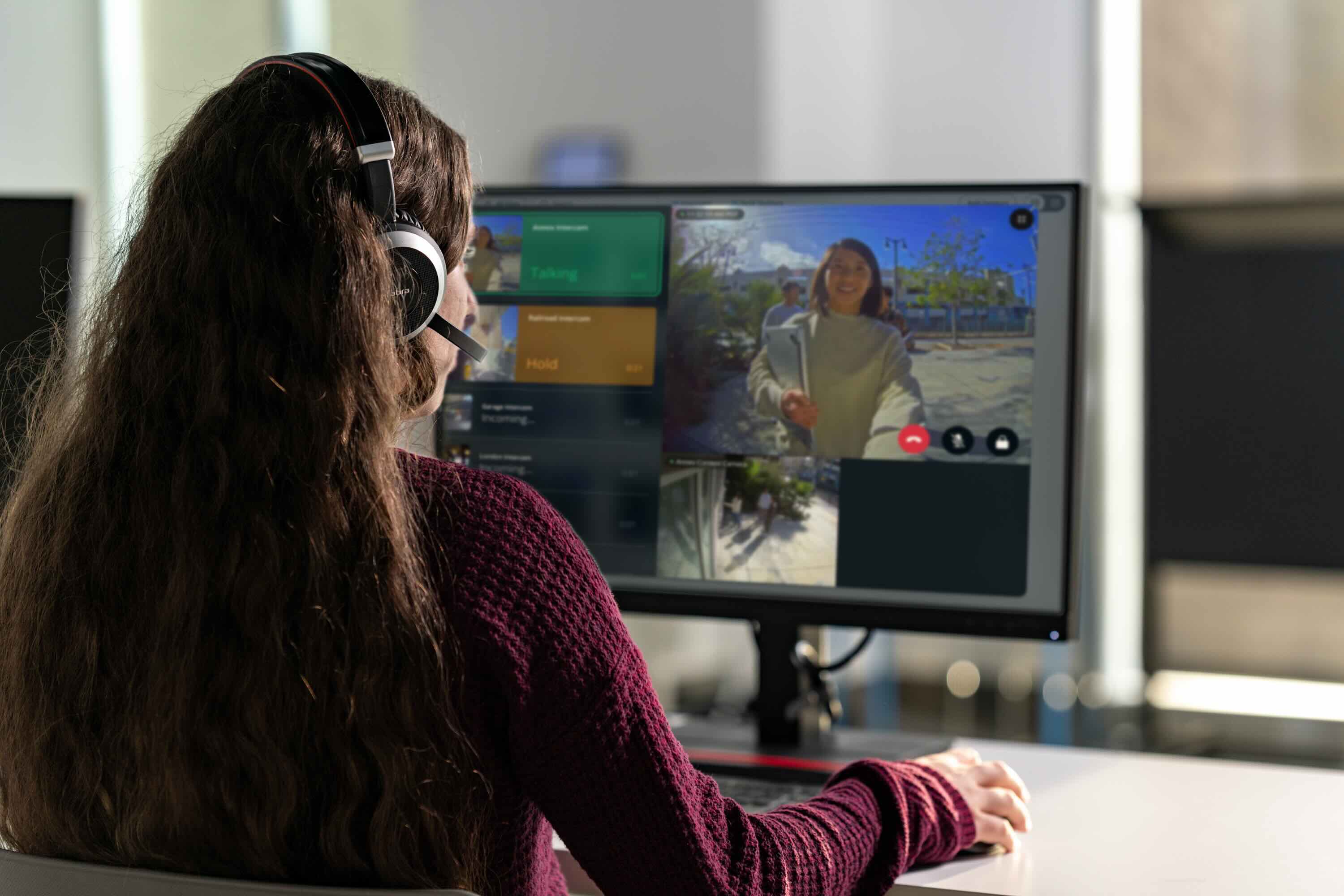 Link to Managing Enterprise-Scale Intercom Deployments 