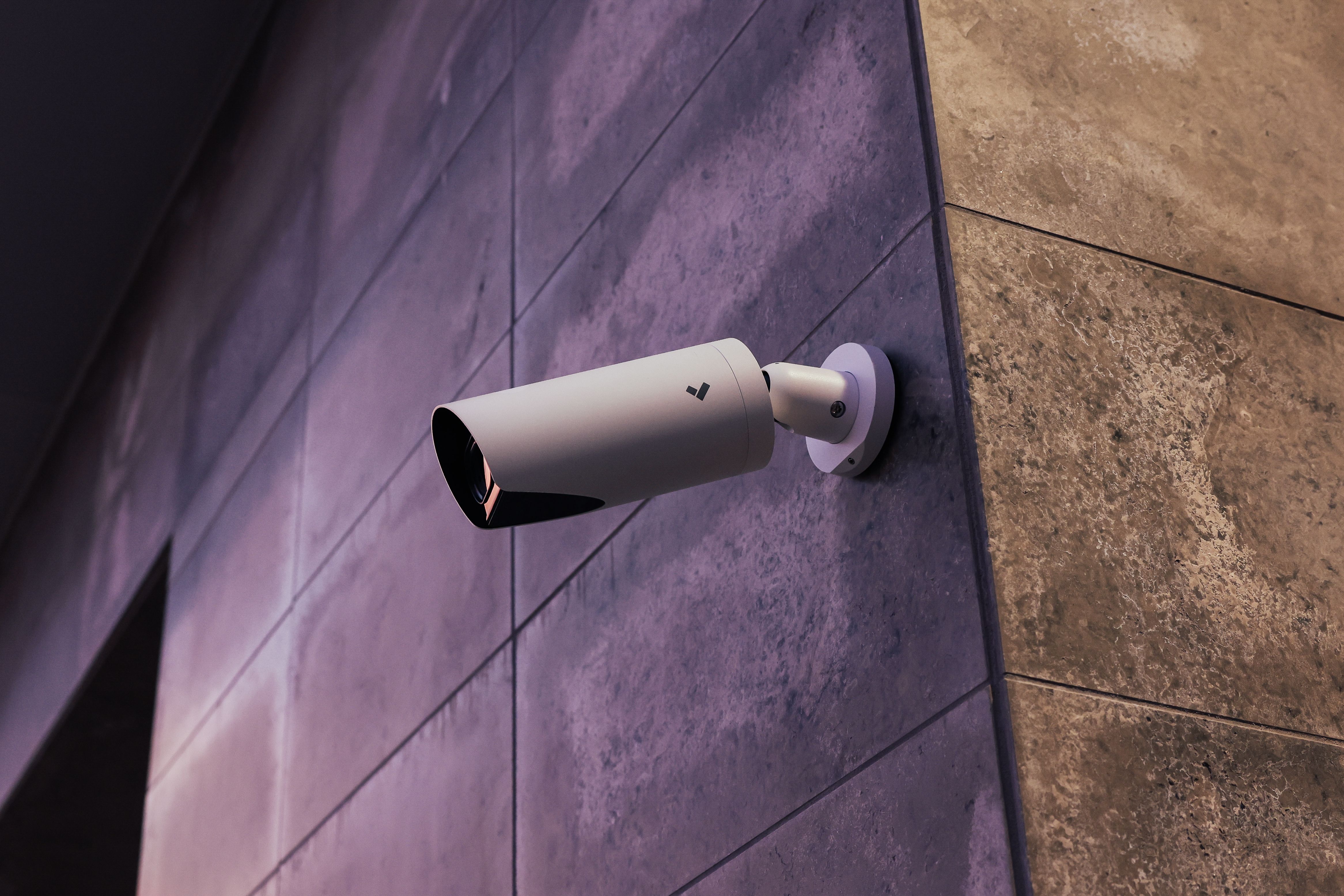 Verkada Wins Red Dot Design Award for Access Control and Bullet Series